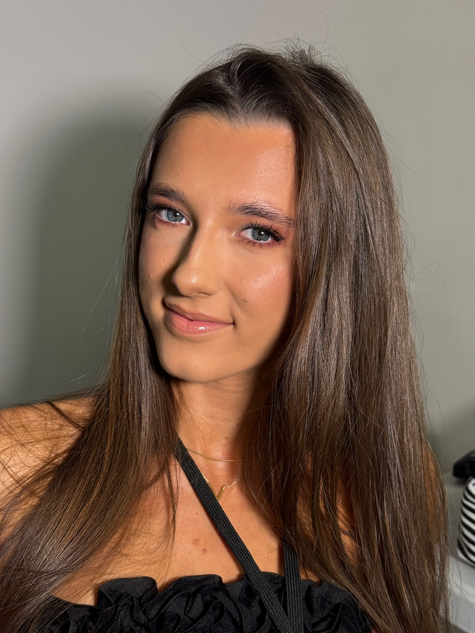 Machiaj profesional în Moșnița – naturalețe și eleganță